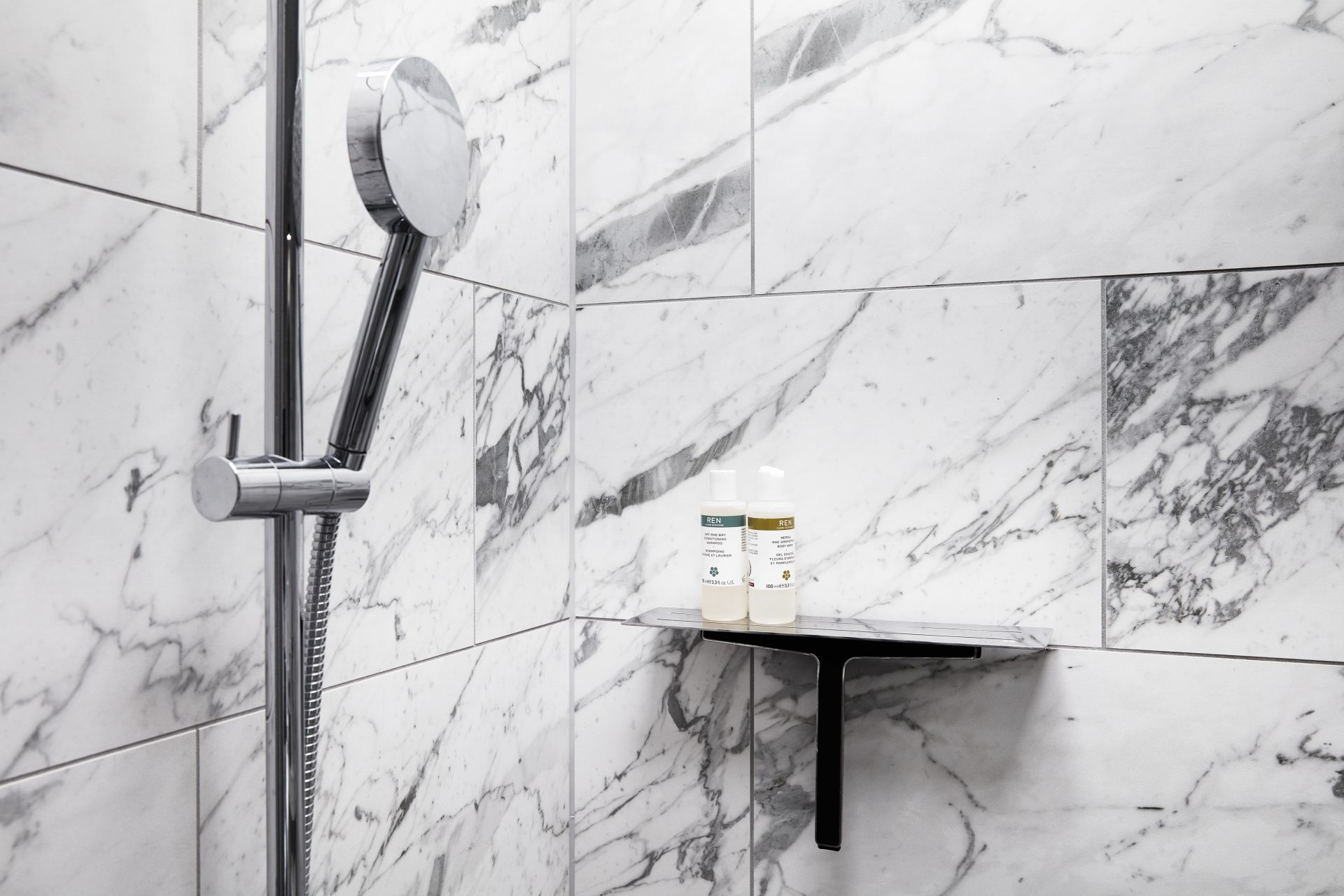 10_HermanK_suite_reframe_soap shelf_wiper_handpolished_H